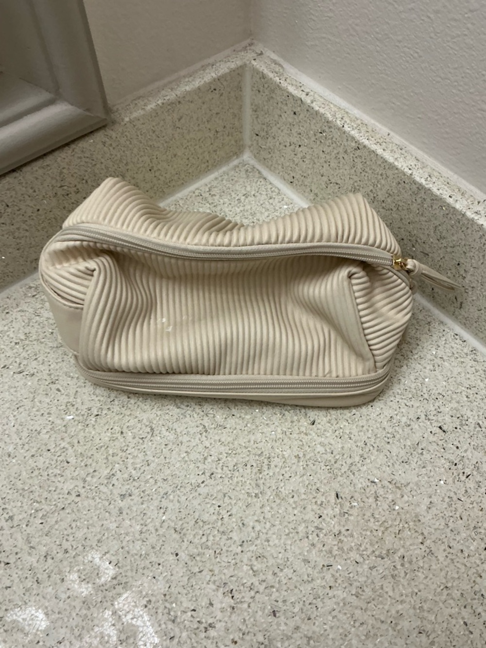 Cream Ribbed Travel Cosmetic Bag - Women's Toiletry Pouch